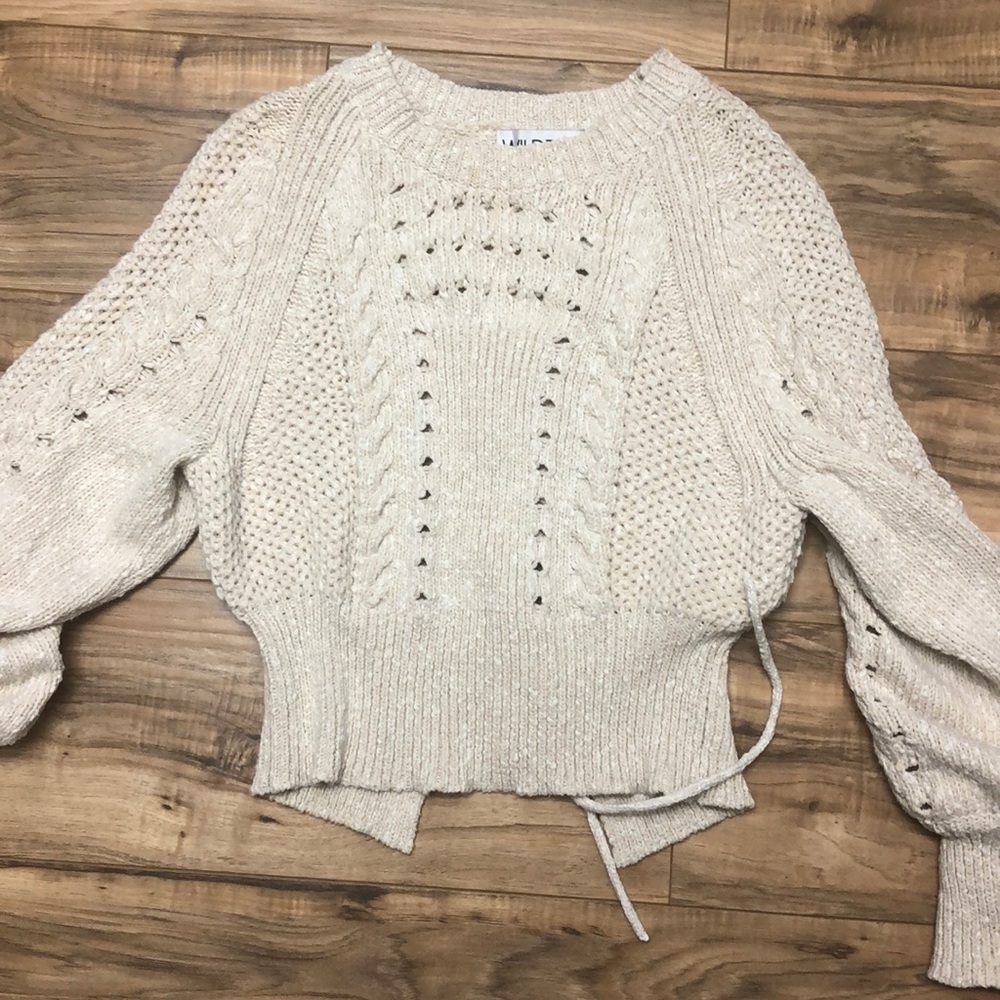 Wild fox tie back sweater